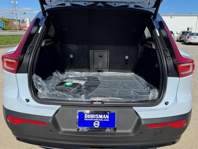 new 2026 Volvo XC40 car, priced at $50,150