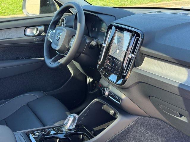 new 2026 Volvo XC40 car, priced at $50,150