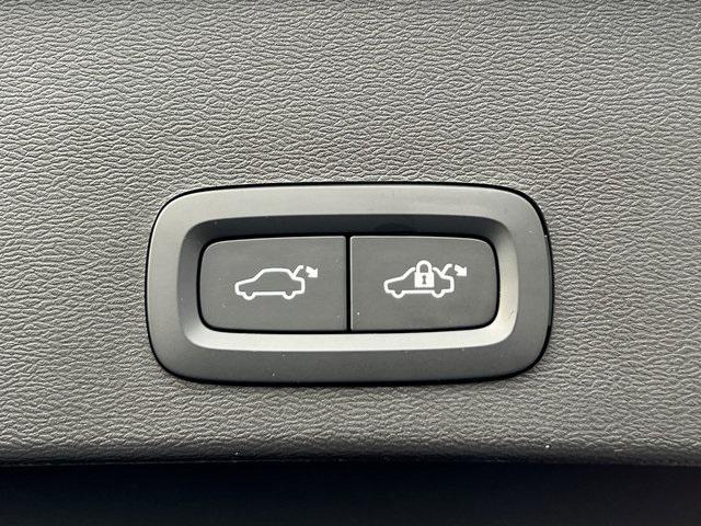 used 2024 Volvo XC40 car, priced at $34,497