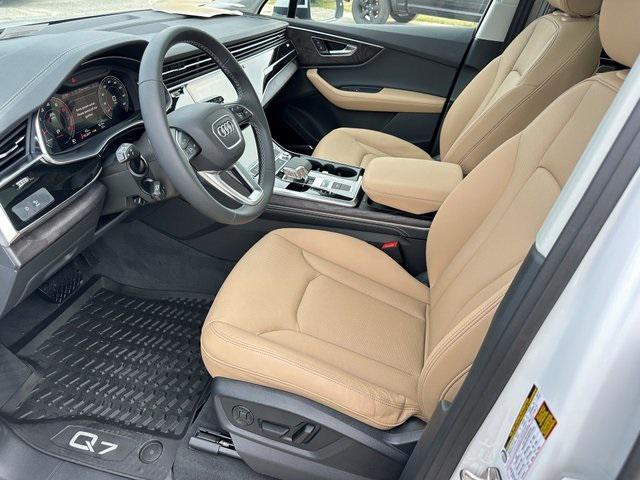 new 2025 Audi Q7 car, priced at $77,090