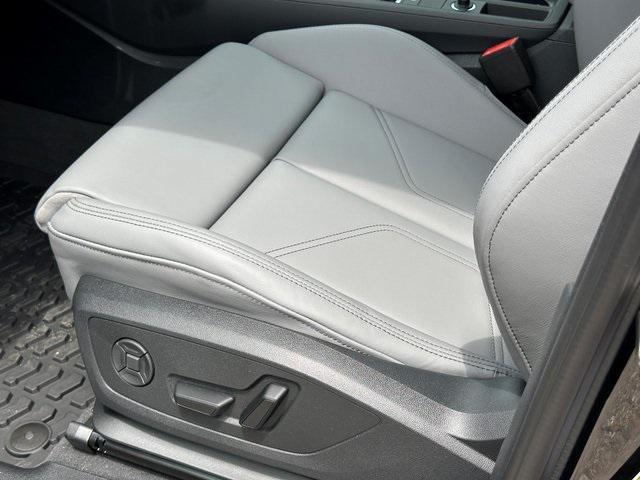 new 2025 Audi Q3 car, priced at $46,360