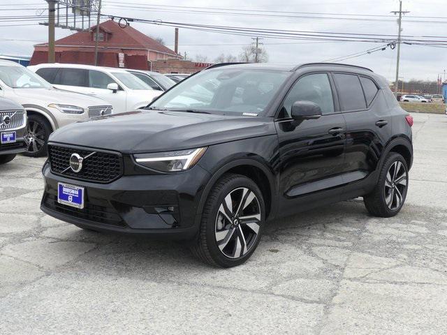 new 2024 Volvo XC40 car, priced at $45,098