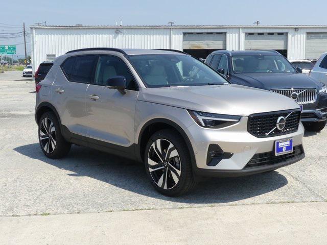 new 2024 Volvo XC40 car, priced at $47,605