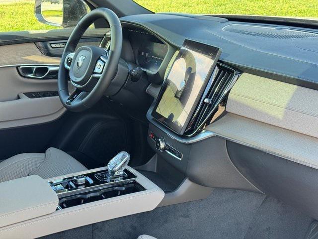 new 2026 Volvo XC90 car, priced at $75,575