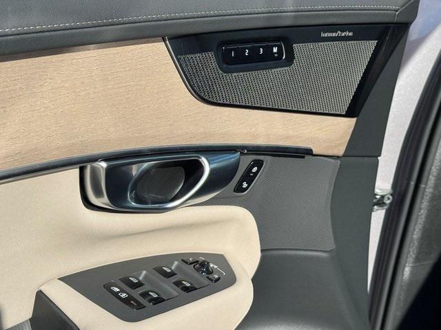 new 2026 Volvo XC90 car, priced at $75,575