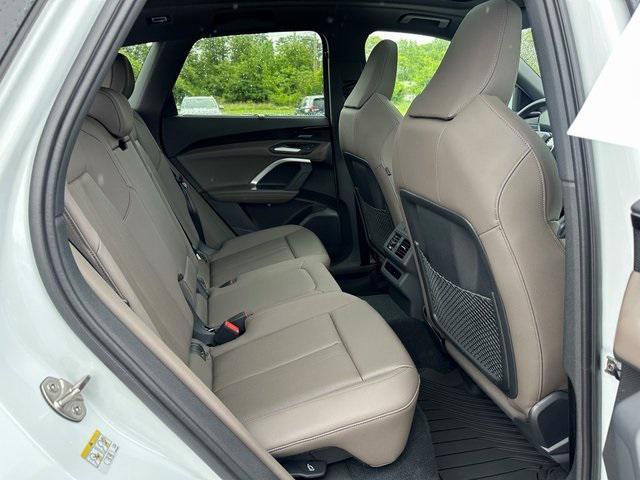 new 2025 Audi Q5 car, priced at $61,300