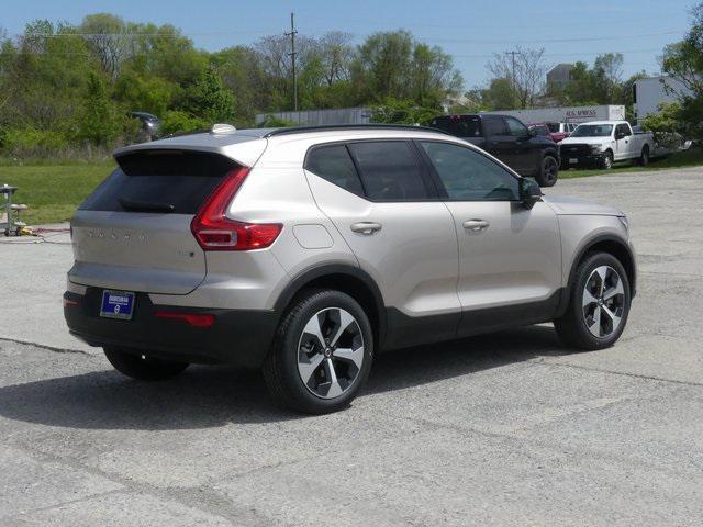 new 2024 Volvo XC40 car, priced at $44,643