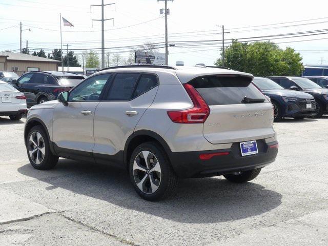 new 2024 Volvo XC40 car, priced at $44,643