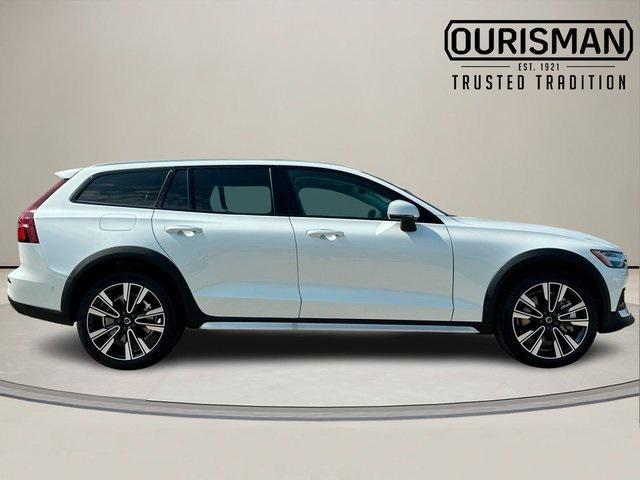new 2026 Volvo V60 Cross Country car, priced at $59,560