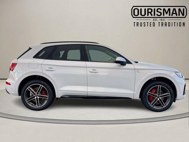 new 2025 Audi Q5 car, priced at $61,750