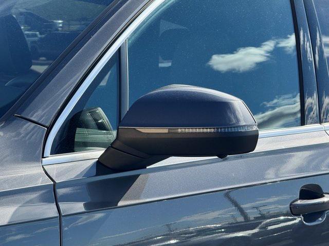 used 2025 Audi Q7 car, priced at $50,687