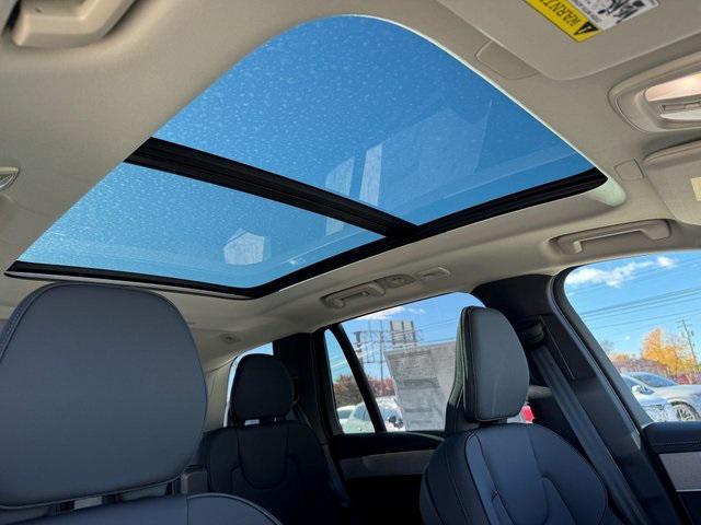 new 2026 Volvo XC90 Plug-In Hybrid car, priced at $81,575