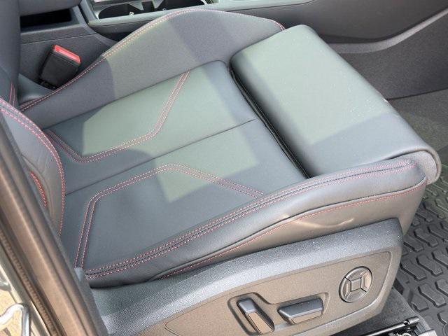 new 2025 Audi Q3 car, priced at $46,000