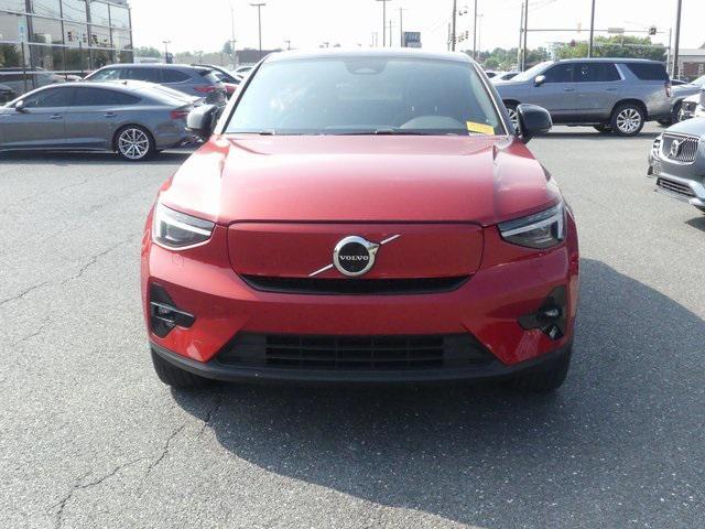 used 2022 Volvo C40 Recharge Pure Electric car, priced at $29,999