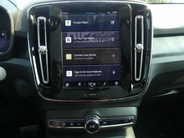 used 2022 Volvo C40 Recharge Pure Electric car, priced at $29,999