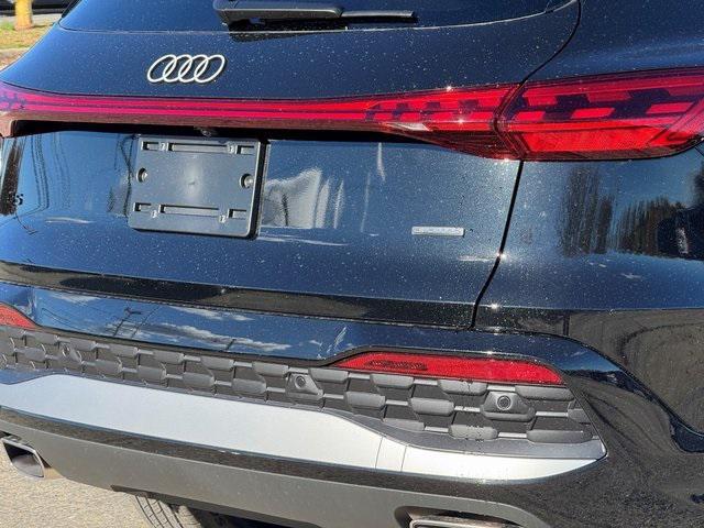 new 2025 Audi Q5 car, priced at $53,047