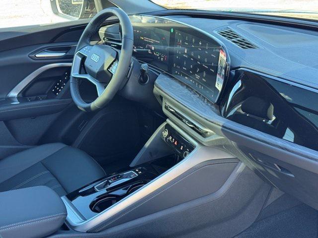 new 2025 Audi Q5 car, priced at $53,047