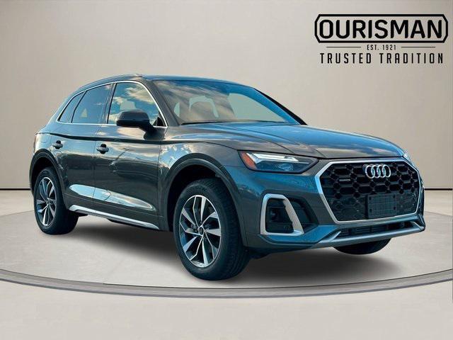 new 2025 Audi Q5 car, priced at $47,800