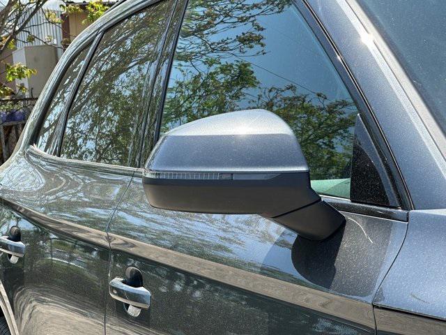 new 2025 Audi Q5 car, priced at $65,435