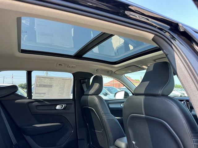 new 2026 Volvo XC40 car, priced at $50,150
