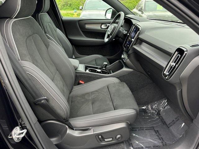 used 2022 Volvo XC40 Recharge Pure Electric car, priced at $33,834