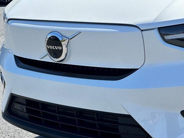 used 2023 Volvo C40 Recharge Pure Electric car, priced at $35,867