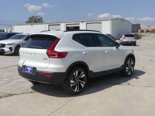 new 2025 Volvo XC40 car, priced at $51,765