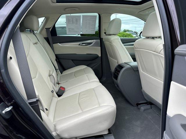 used 2021 Cadillac XT5 car, priced at $32,075