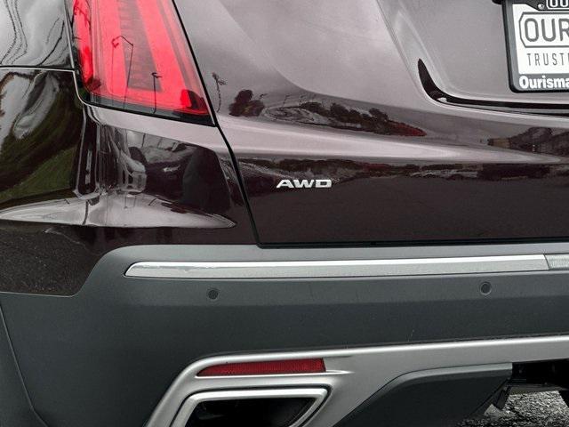 used 2021 Cadillac XT5 car, priced at $32,075