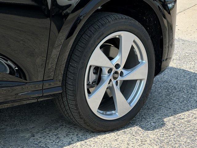 new 2025 Audi Q5 car, priced at $57,707