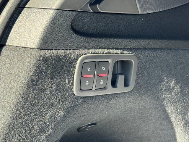 new 2026 Audi Q7 car, priced at $73,140