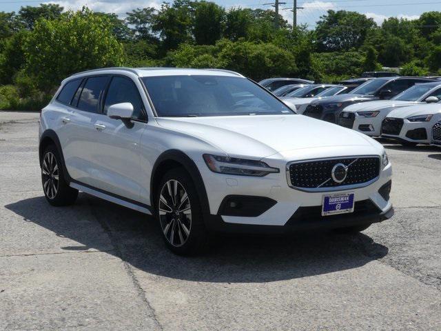 new 2024 Volvo V60 Cross Country car, priced at $59,185