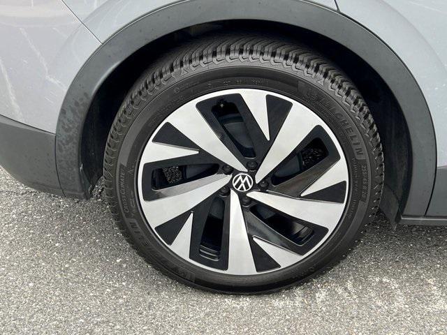 used 2021 Volkswagen ID.4 car, priced at $18,966