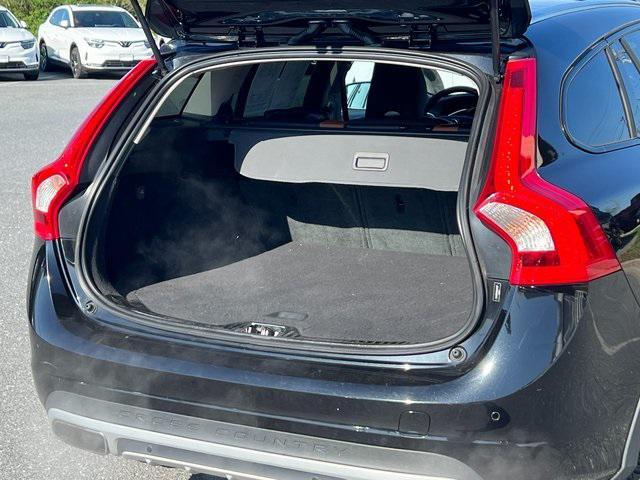used 2016 Volvo V60 Cross Country car, priced at $16,218