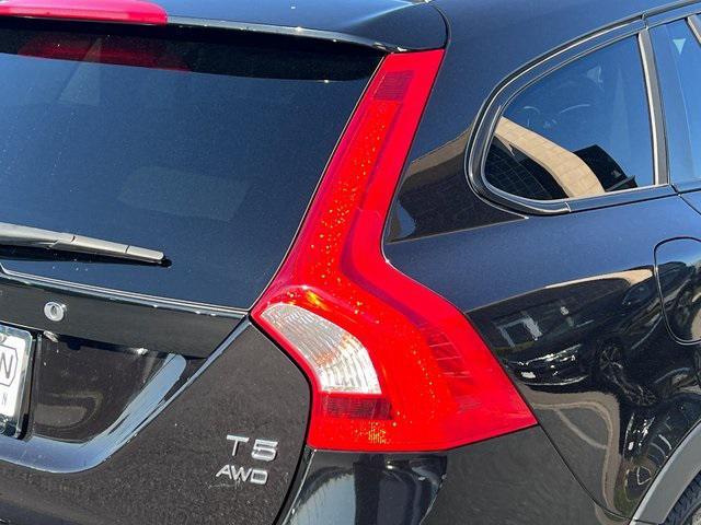used 2016 Volvo V60 Cross Country car, priced at $16,218
