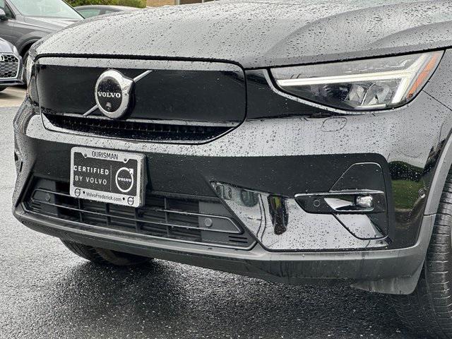 used 2022 Volvo C40 Recharge Pure Electric car, priced at $32,332