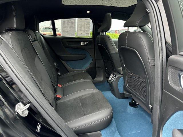 used 2022 Volvo C40 Recharge Pure Electric car, priced at $32,332