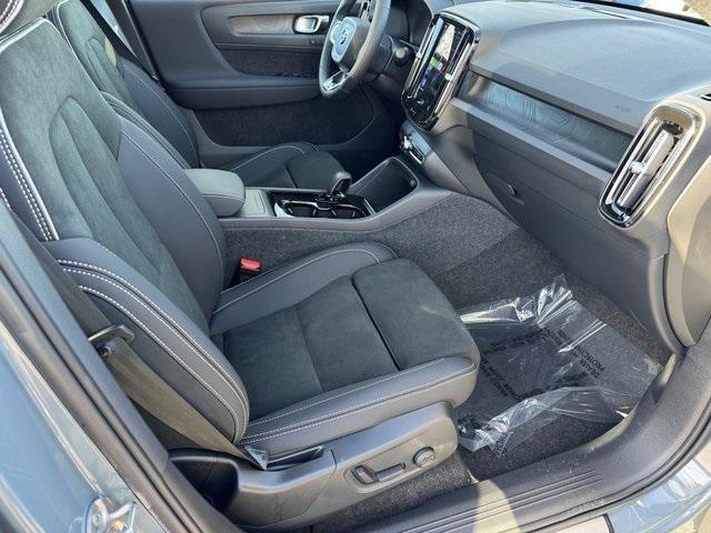 used 2023 Volvo C40 Recharge Pure Electric car, priced at $25,942