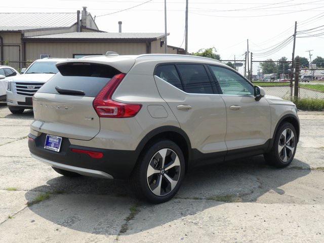 new 2025 Volvo XC40 car, priced at $48,315