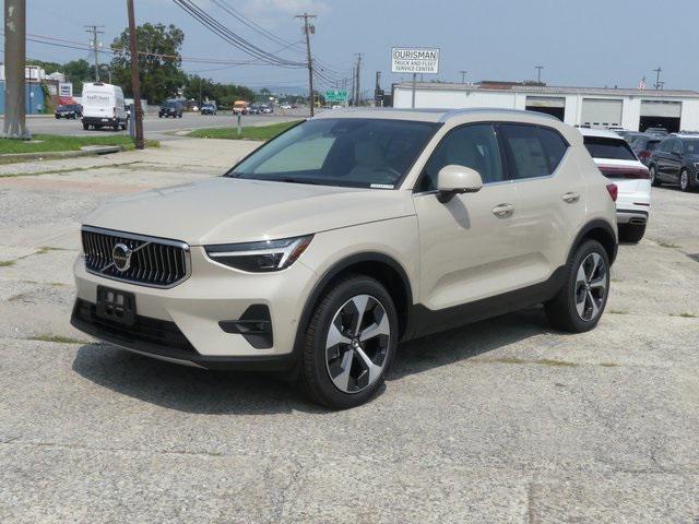 new 2025 Volvo XC40 car, priced at $48,315