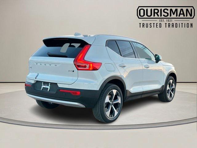 new 2025 Volvo XC40 car, priced at $48,315