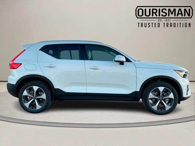 new 2025 Volvo XC40 car, priced at $48,315