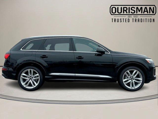 new 2025 Audi Q7 car, priced at $76,299