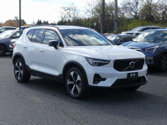 used 2024 Volvo XC40 car, priced at $36,421