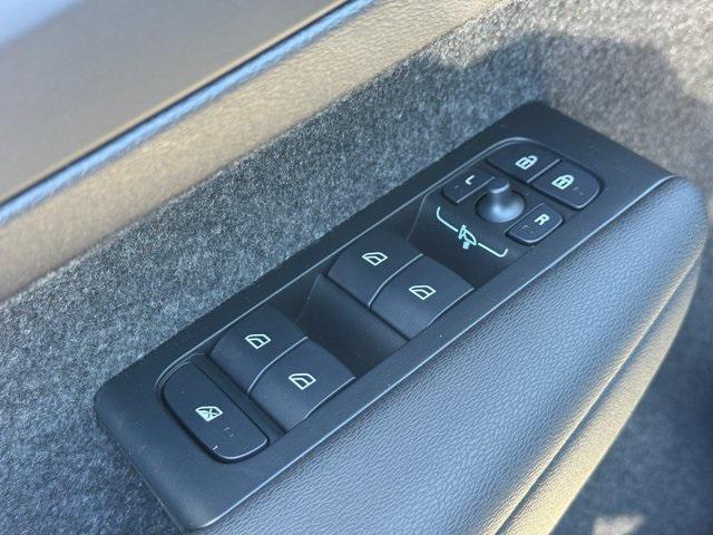 new 2026 Volvo XC40 car, priced at $50,150