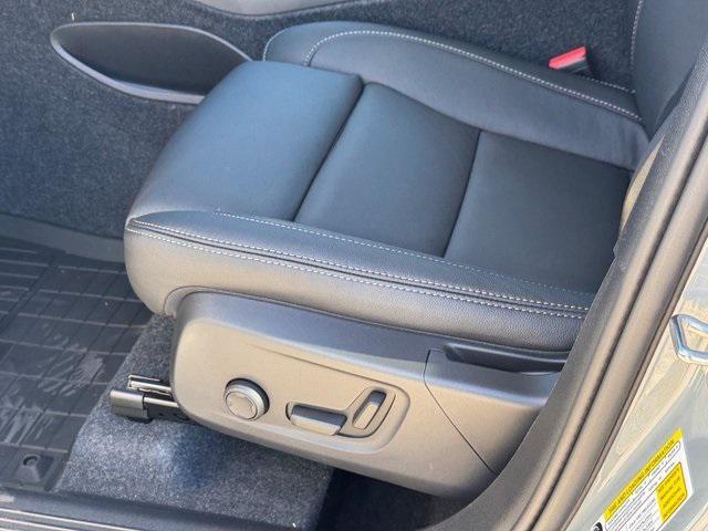 new 2026 Volvo XC40 car, priced at $50,150