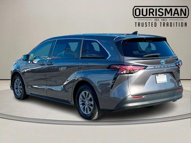 used 2022 Toyota Sienna car, priced at $32,716