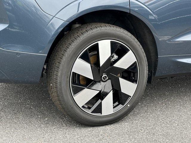 new 2025 Volvo XC60 Plug-In Hybrid car, priced at $66,260