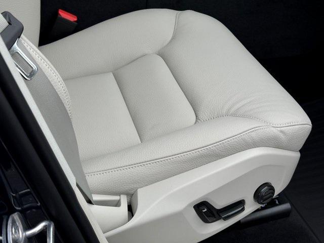 new 2025 Volvo XC60 Plug-In Hybrid car, priced at $66,260