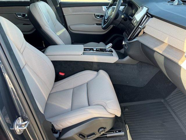 new 2026 Volvo XC90 car, priced at $82,275